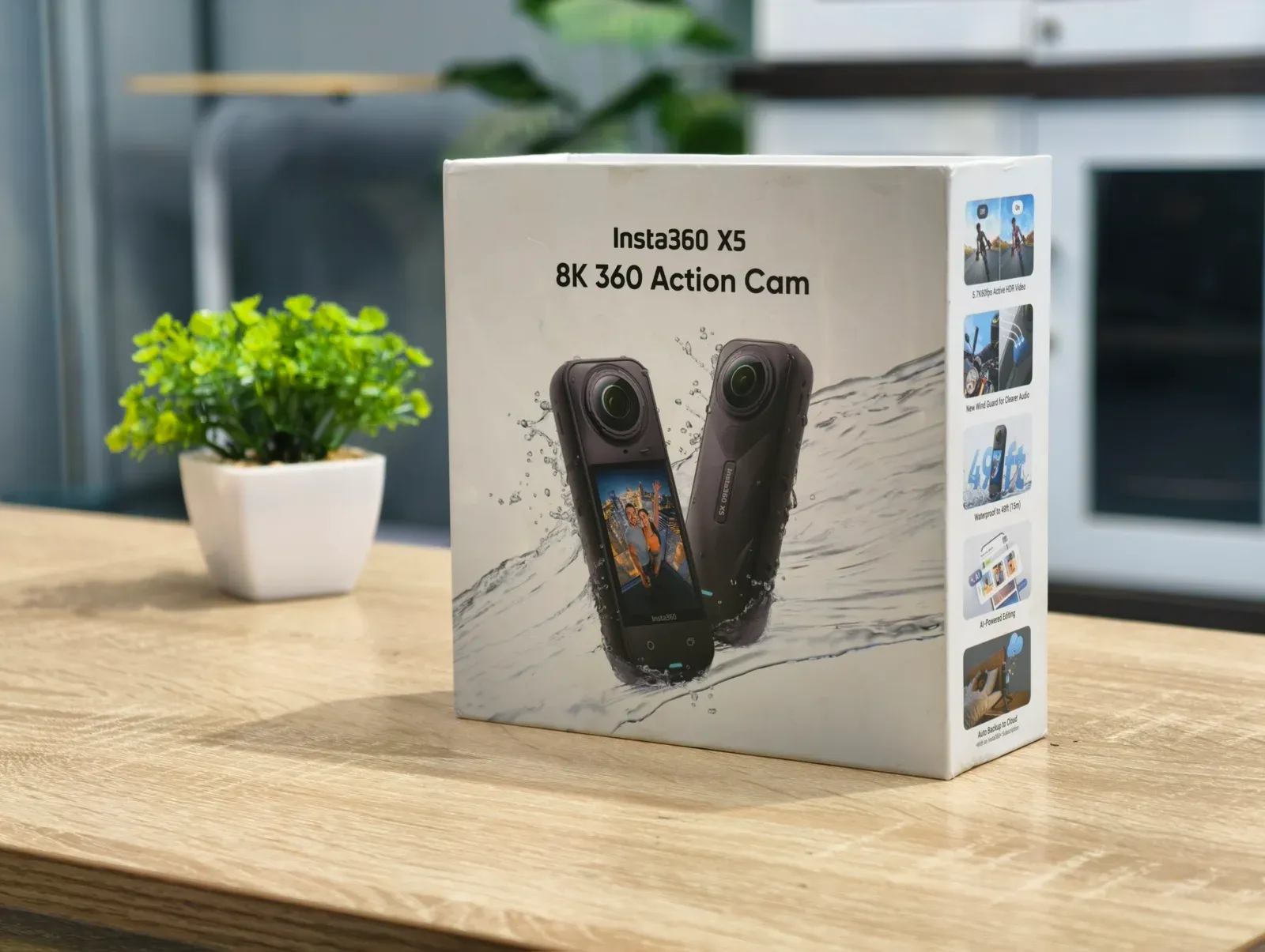 กล่อง Insta360 X5 ระบุรุ่น 8K 360 Action Cam